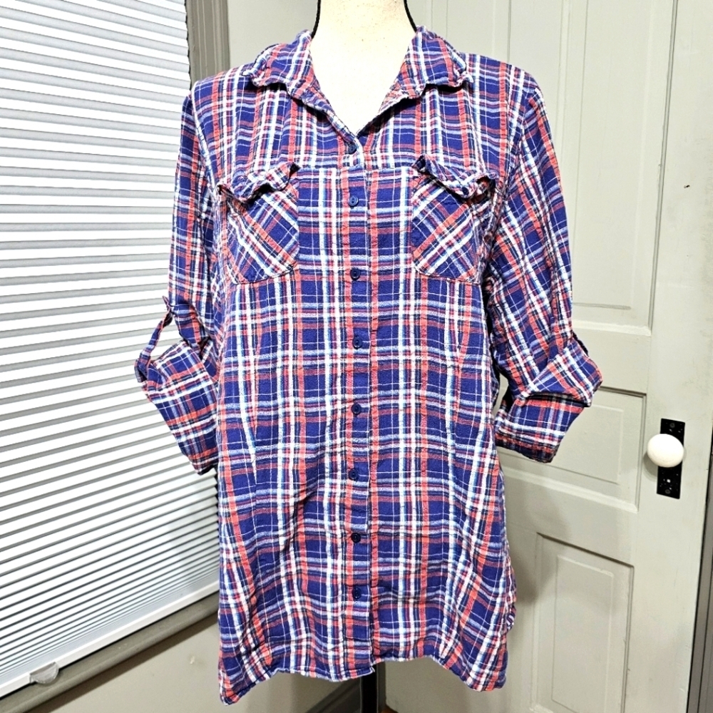 Torrid Plaid Cinch Back Button Down in Red & Blue